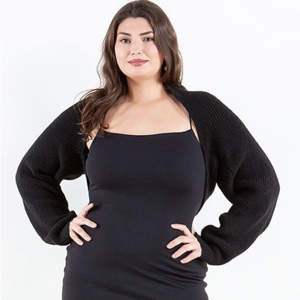 Plus Size Stylish Black Cropped Knit Bolero